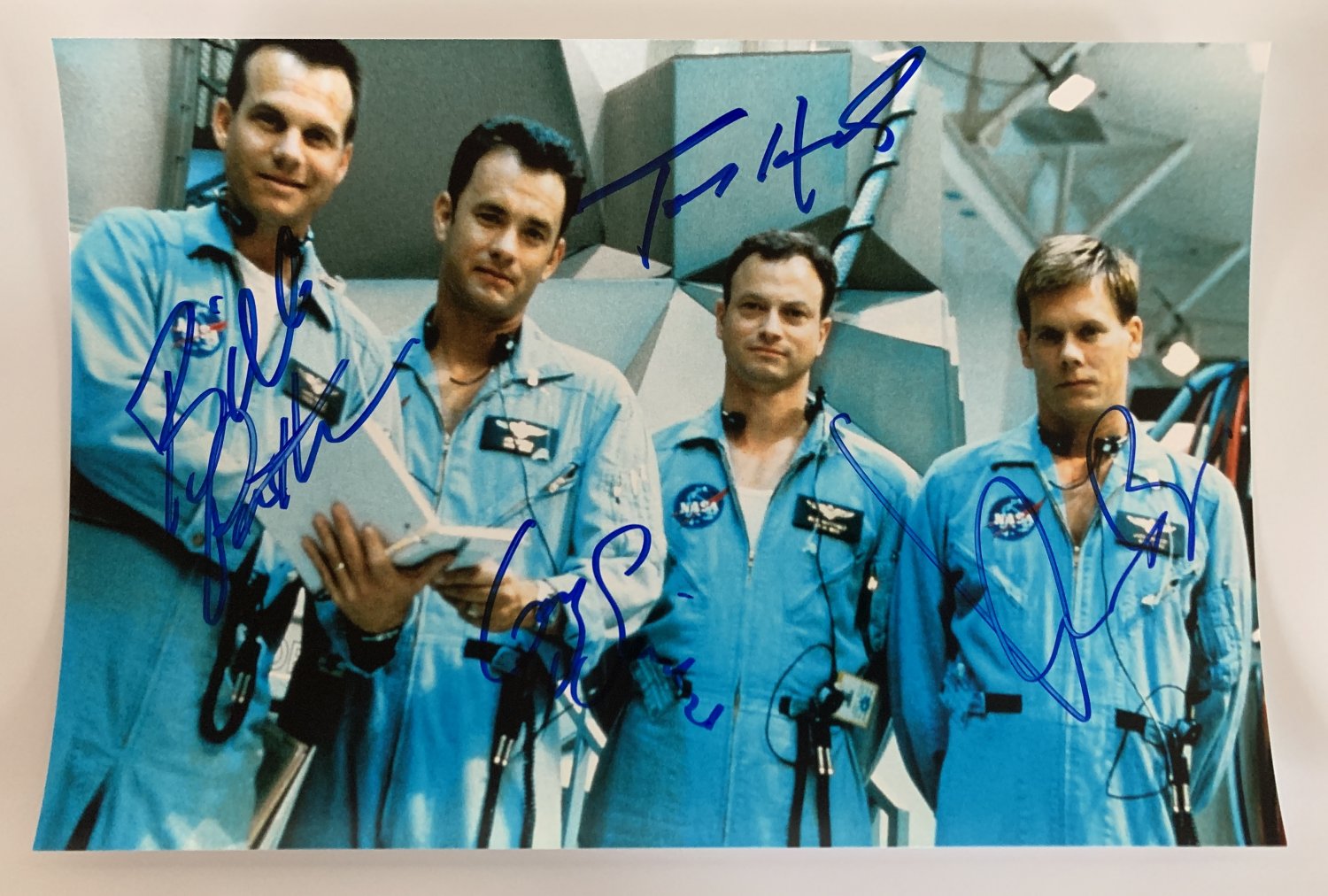 Apollo 13 cast signed autographed photo photograph Hanks Celebrity Signatures Apollo 13 cast signed autographed photo photograph Hanks Prime Autographs - Top Celebrity Signatures Celebrity Signatures