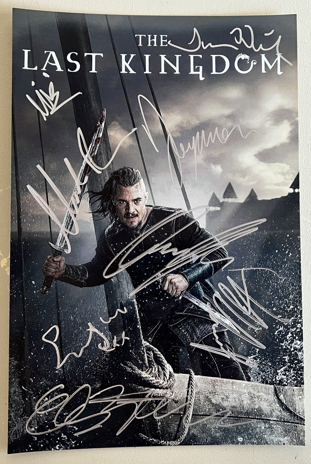 The Last Kingdom cast signed autographed 8×12 photo Dreymon Celebrity Signatures The Last Kingdom cast signed autographed 8×12 photo Dreymon Prime Autographs - Top Celebrity Signatures Celebrity Signatures